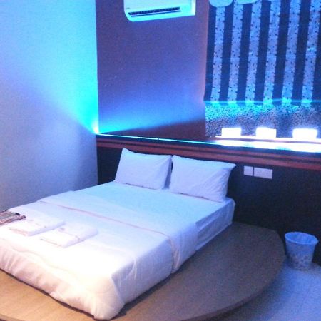 Golden Guest House Kuantan Buitenkant foto
