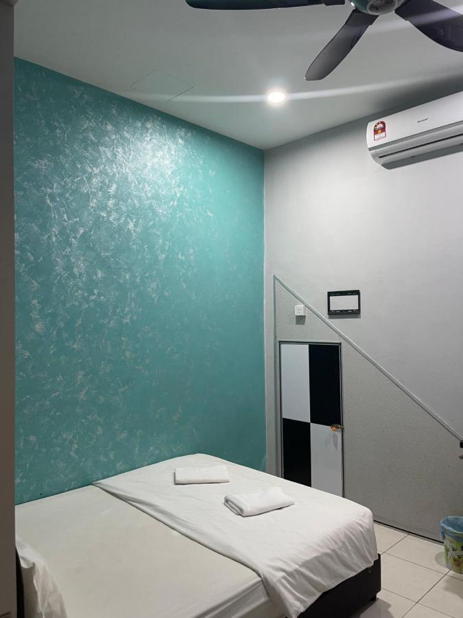 Golden Guest House Kuantan Buitenkant foto