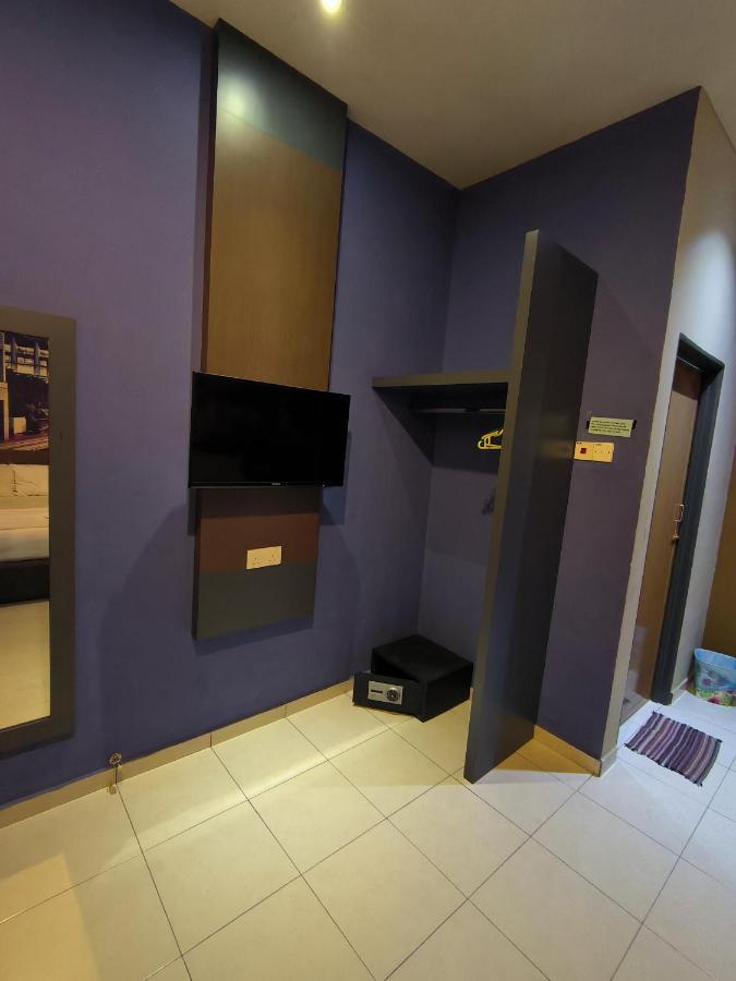 Golden Guest House Kuantan Buitenkant foto